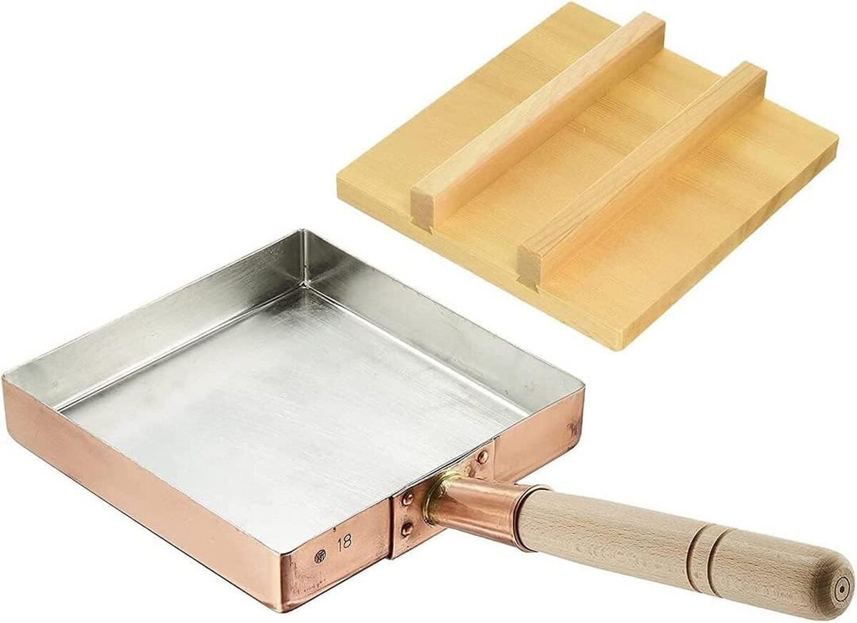 Test : poêle à omelettes Tamagoyaki Tikusan 24 cm en cuivre