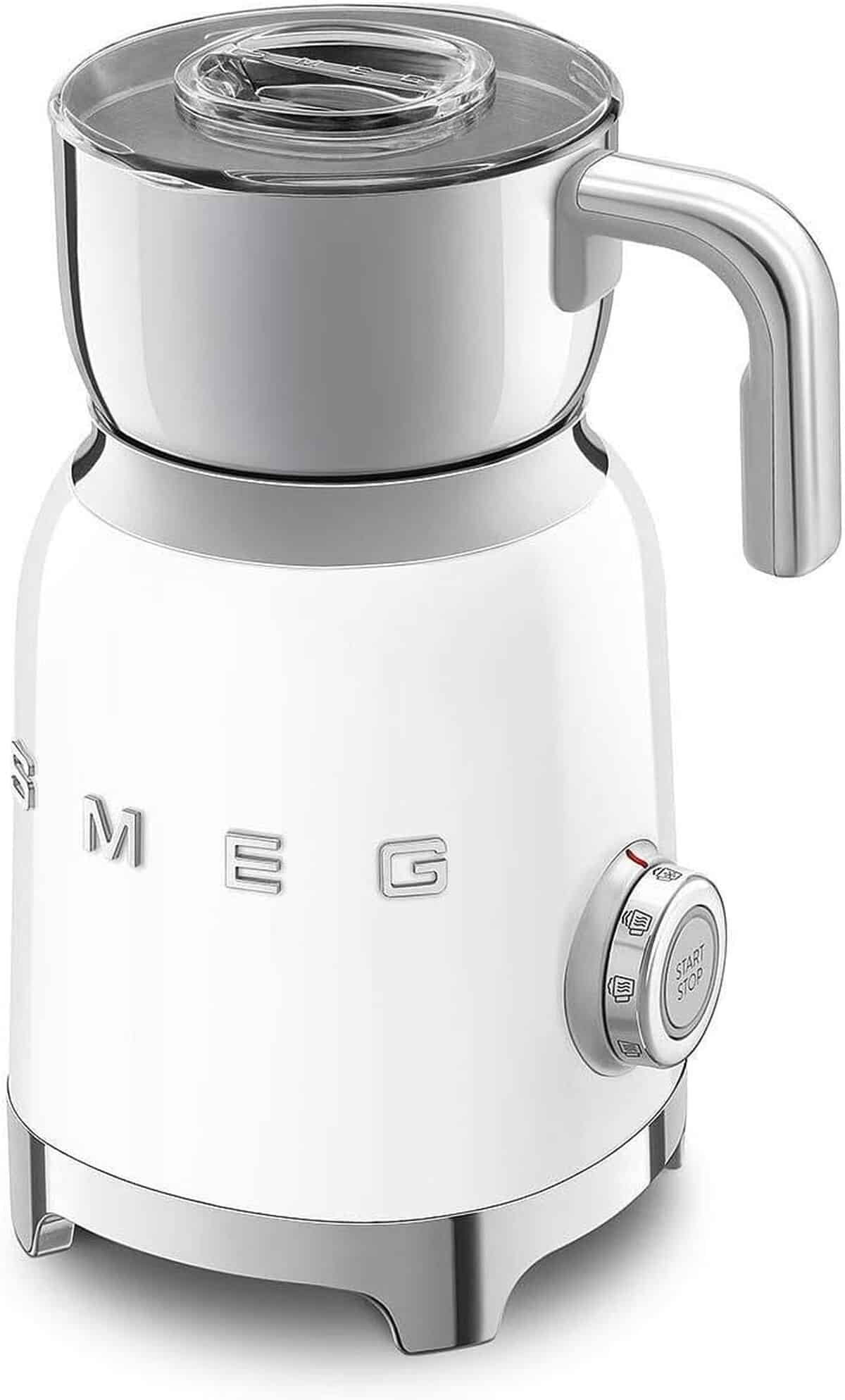 Test mousseur à lait Smeg MFF01WHEU blanc