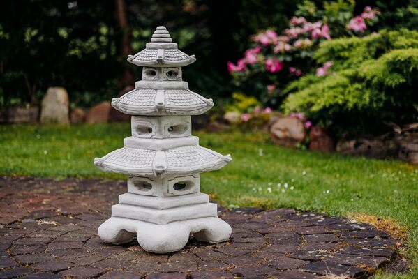 gartendekoparadies.de Énorme Lanterne Japonaise en Pierre pagode Yukimi Oki Gata en Pierre reconstituée, résistant au Gel