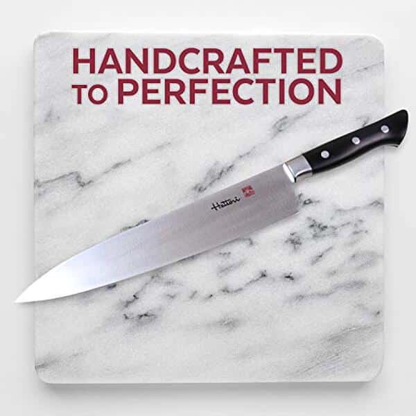 Découvrez notre test détaillé du couteau Hattori Gyuto 9.4 pouces. Performance, efficacité et qualité de l'acier cobalt, tout ce que vous devez savoir pour cuisiner comme un chef.