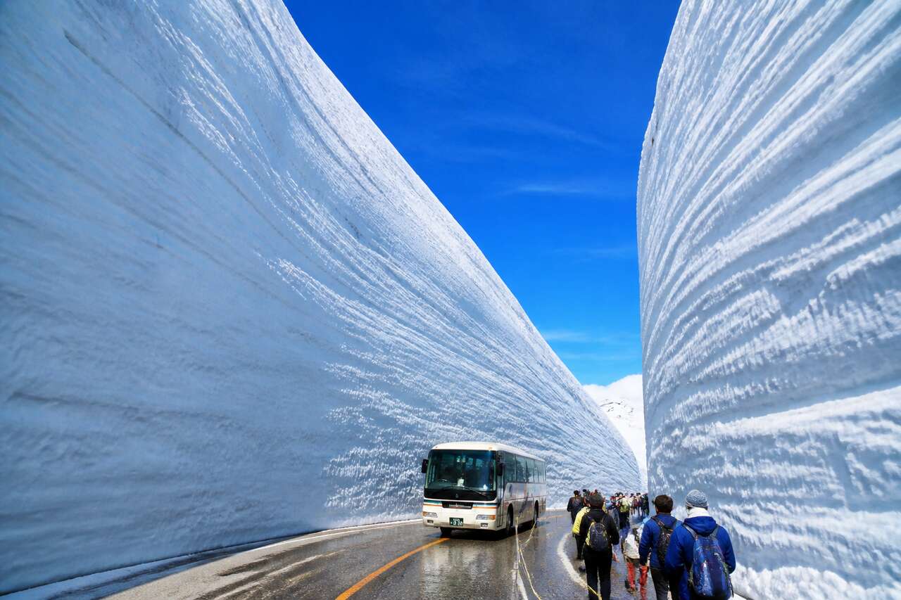 Yuki no Otani : le canyon de neige de Tateyama à Nagano