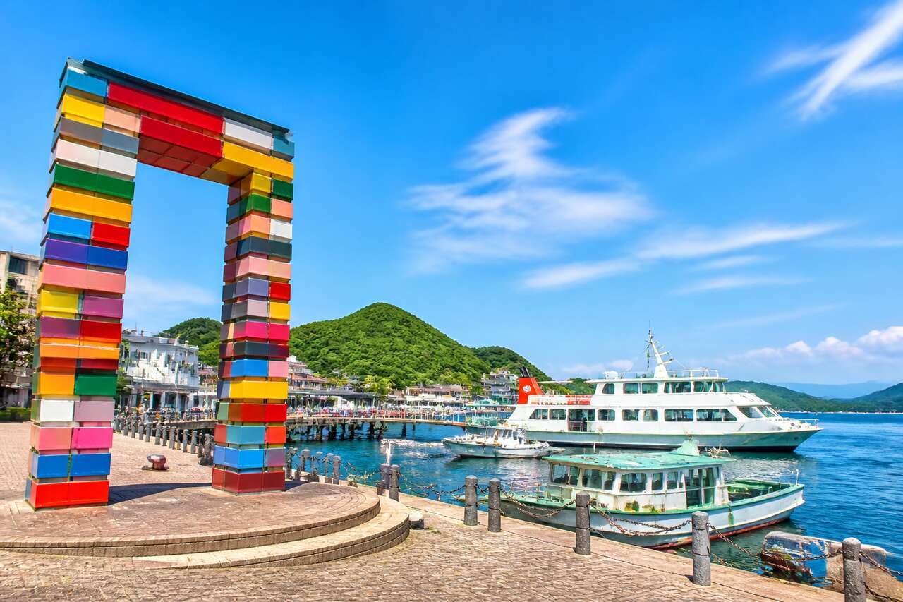 Le port d'Uno : porte d'entrée artistique vers les îles de Setouchi