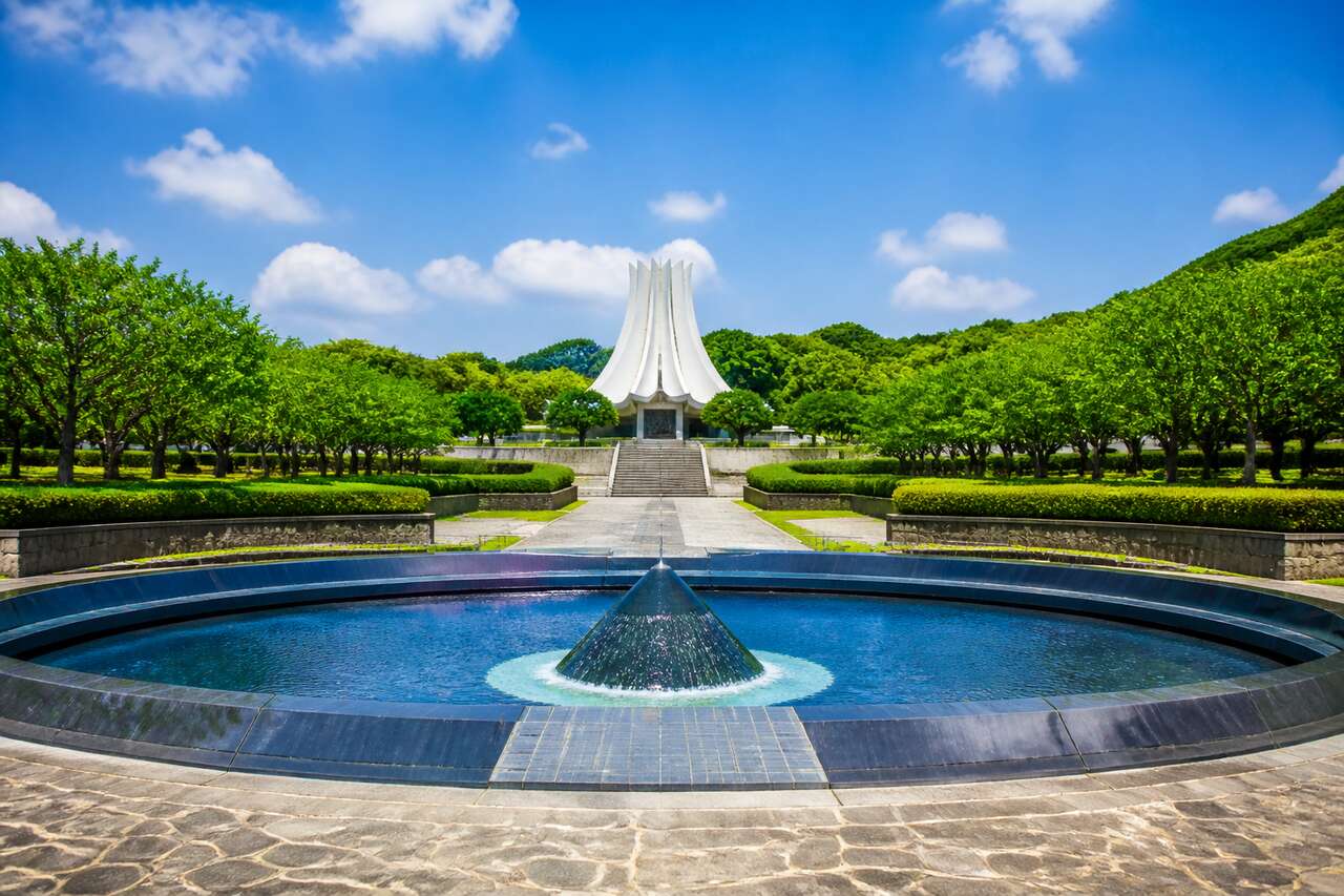 Mémorial de la paix d'Okinawa : lieu de mémoire incontournable