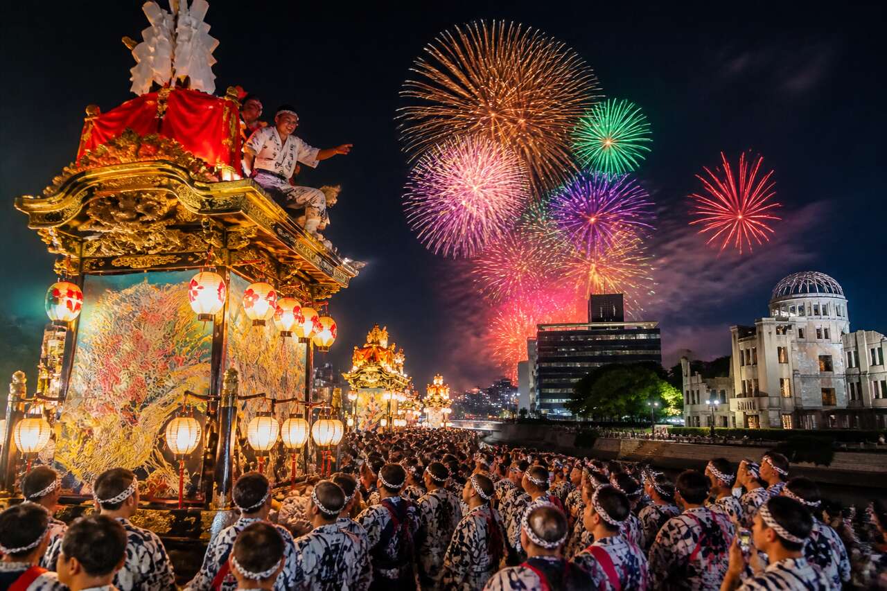 Festival Sumiyoshi et feux d'artifice à Hiroshima