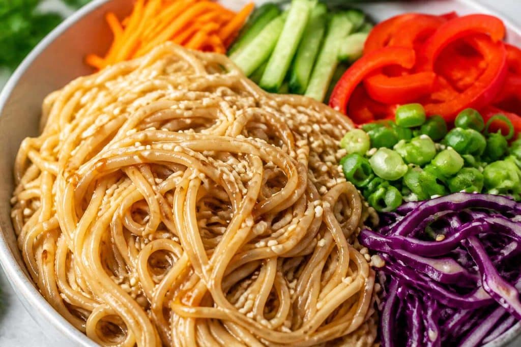Recette de nouilles somen au sésame et légumes