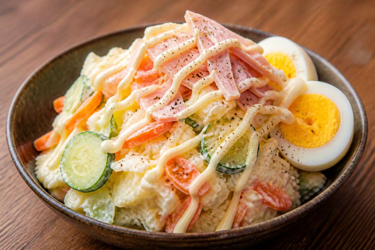 Recette de la salade de pommes de terre japonaise (poteto salada)