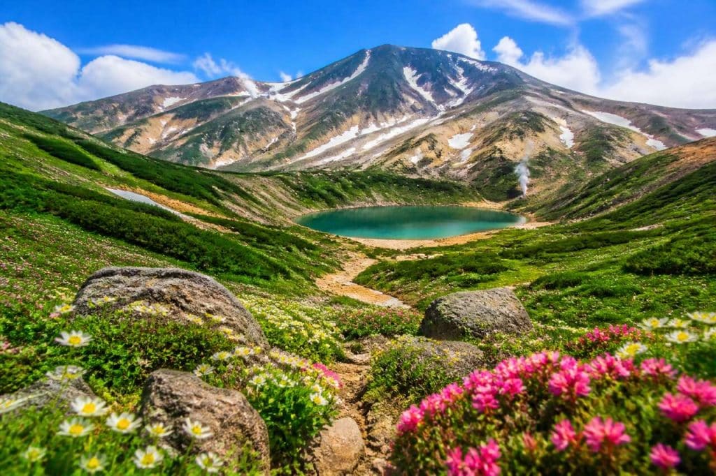 Parc national de Daisetsuzan : guide complet pour explorer la nature sauvage d'Hokkaido