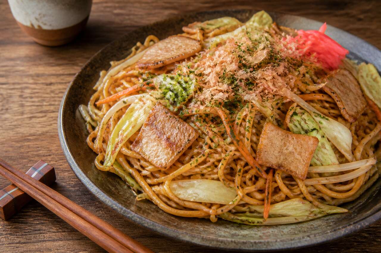 Recette de yakisoba : les nouilles sautées japonaises